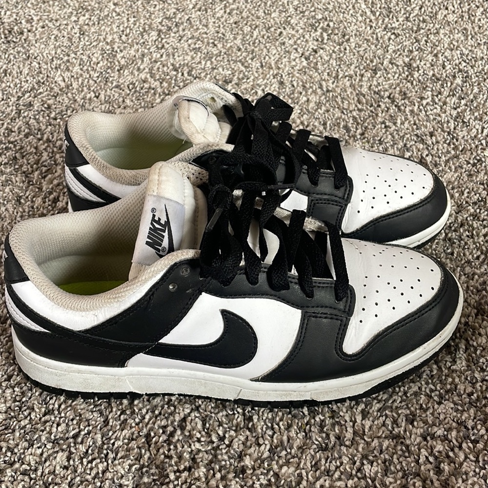 Panda Dunks size 7.5 Womens
